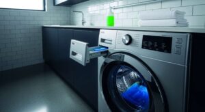 Ten tani produkt z drogerii za 5 złotych czyści pralkę lepiej niż profesjonalne tabletki