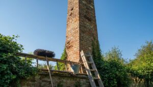 Stary komin - co zrobić, żeby go nadal używać. Rady eksperta